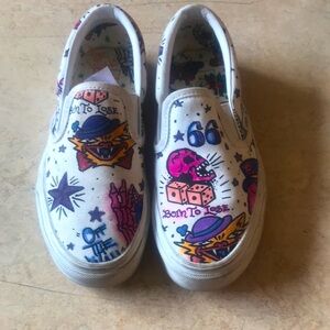 DOPEOFFTHEWALLYOUCOLORVANS